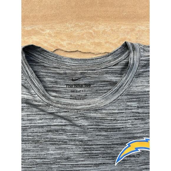 Nike Chargers NFL T-Shirt Mens XL Grey Long Sleeve Crew San Diego Pullover Top - Picture 3 of 3